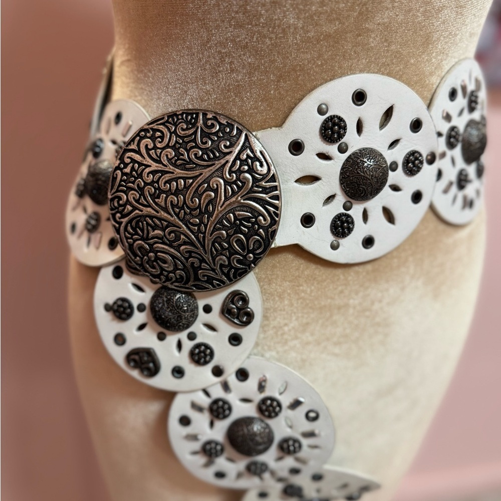 White Leather and Silver Decorative Boho Western Statement Belt
